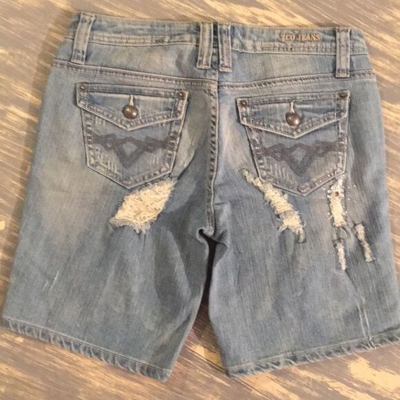 ZCo Jeans Shorts Size 7 Flap pockets Bling - Picture 3 of 4